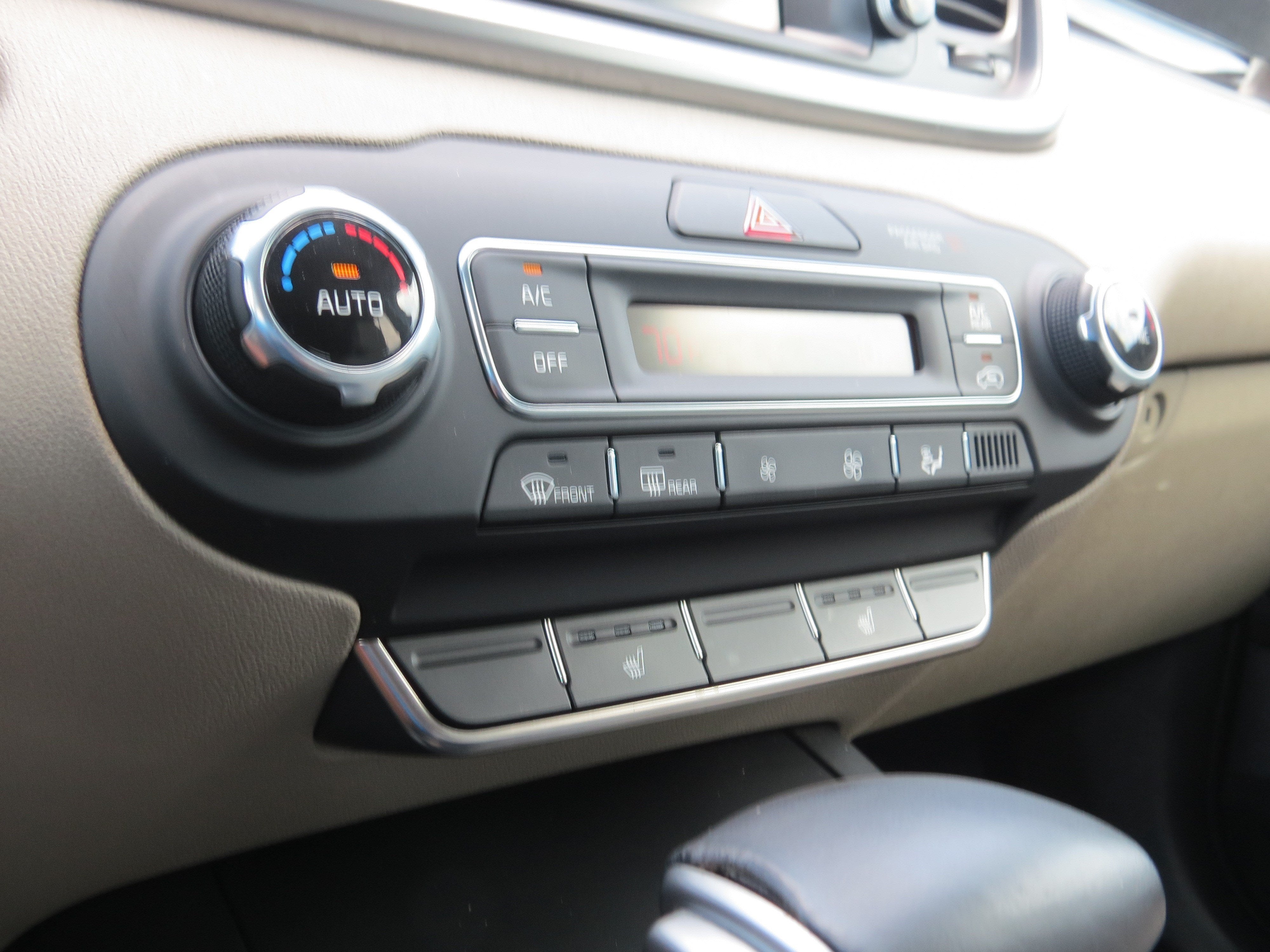 2020 Kia Sorento S V6