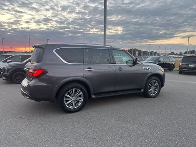 2024 INFINITI QX80 LUXE