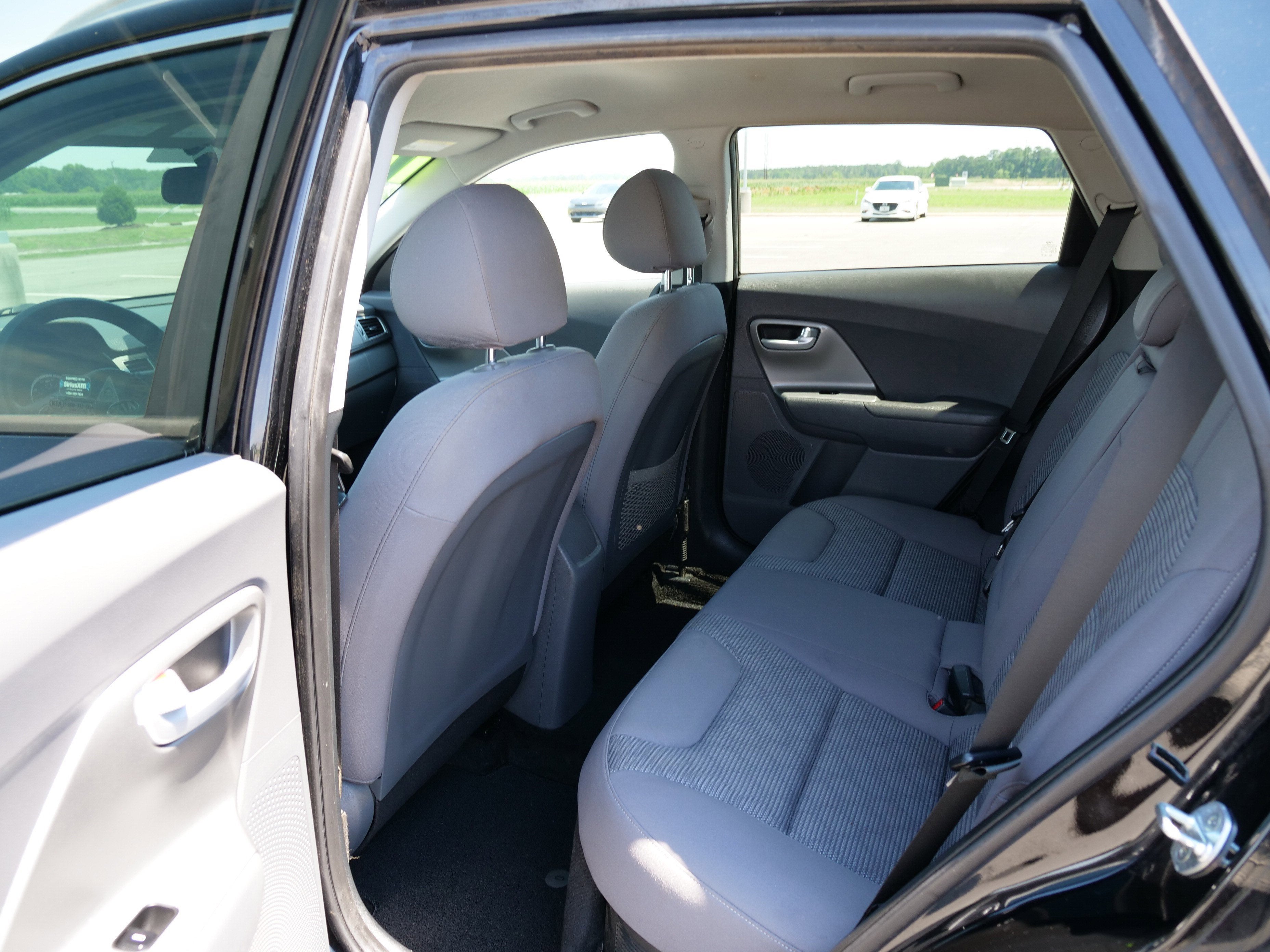 2017 Kia Niro LX