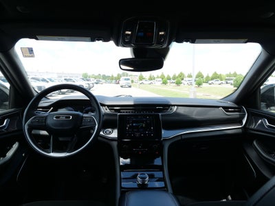 2022 Jeep Grand Cherokee L Altitude