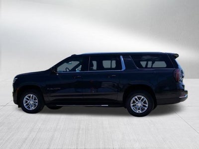 2025 Chevrolet Suburban LT