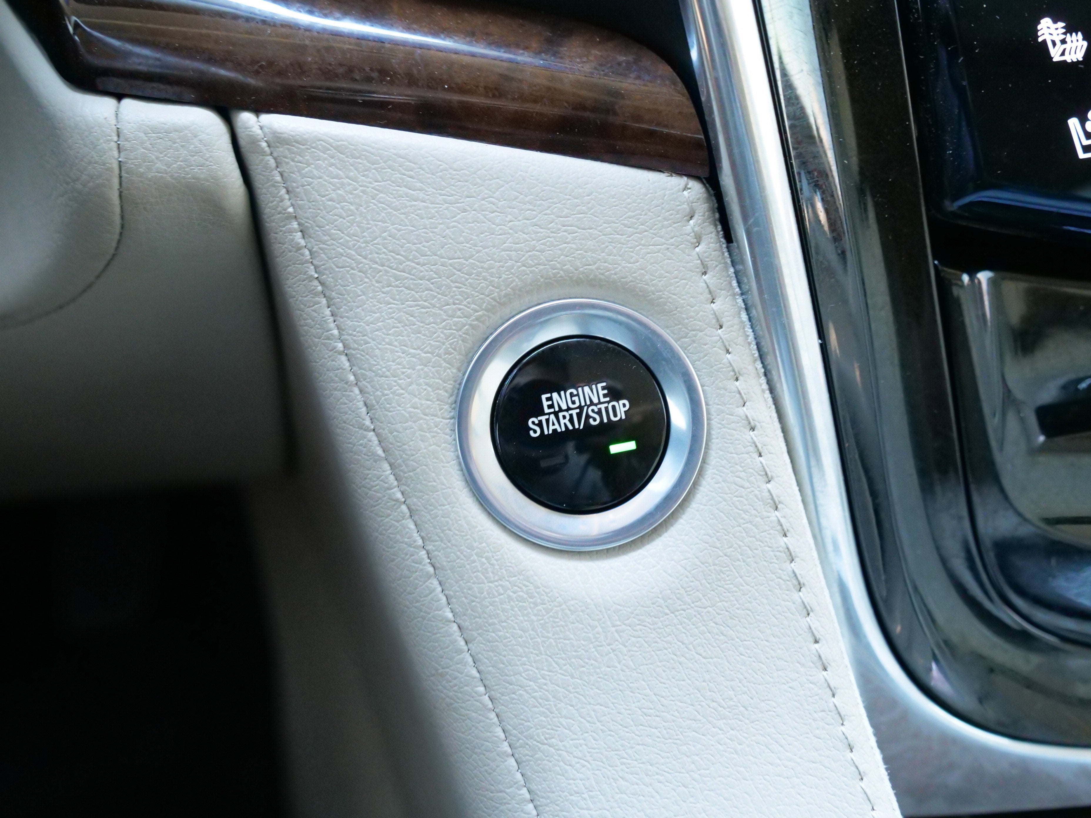 2016 Cadillac Escalade ESV Premium Collection
