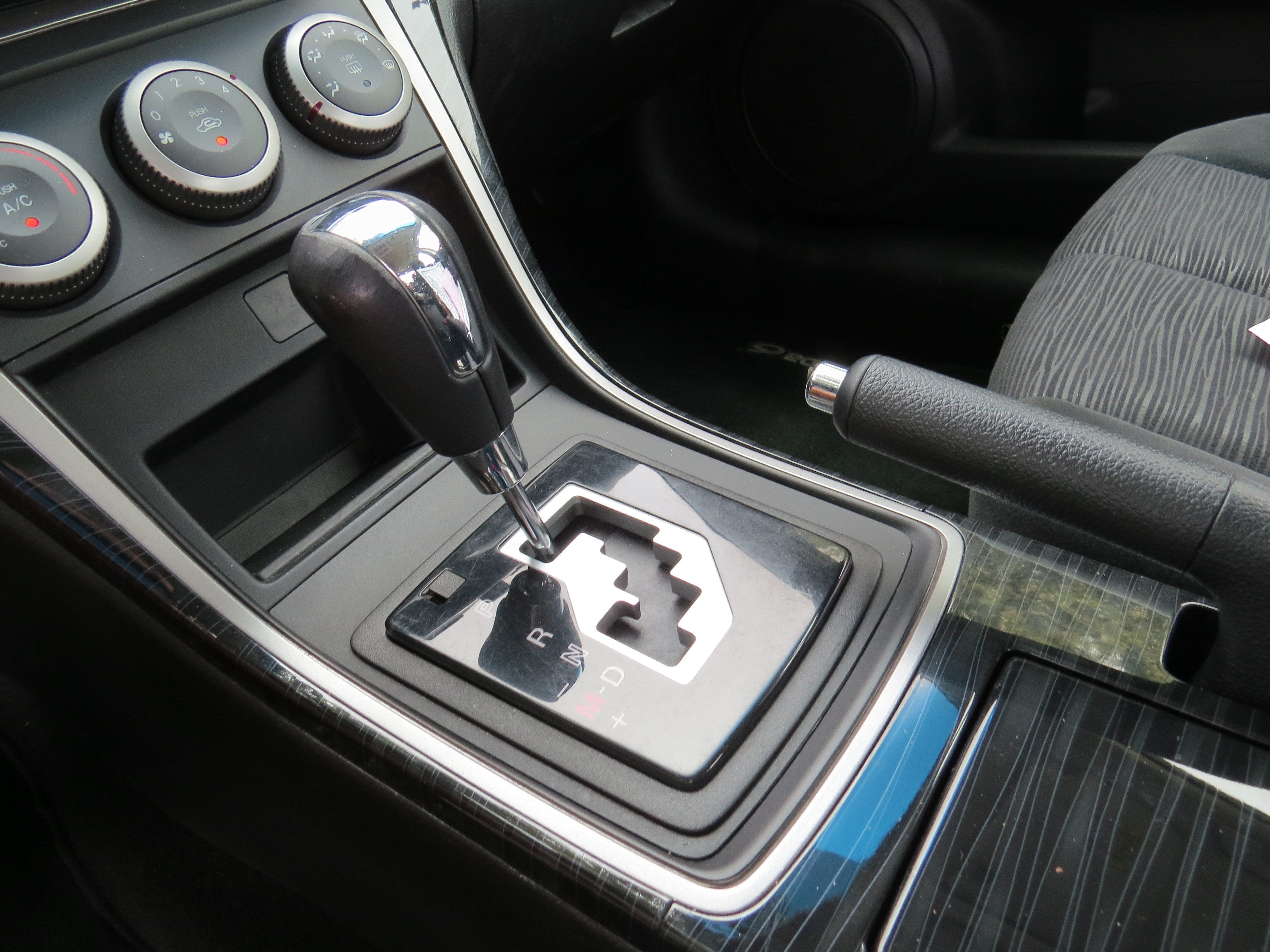 2010 Mazda Mazda6 i Touring Plus
