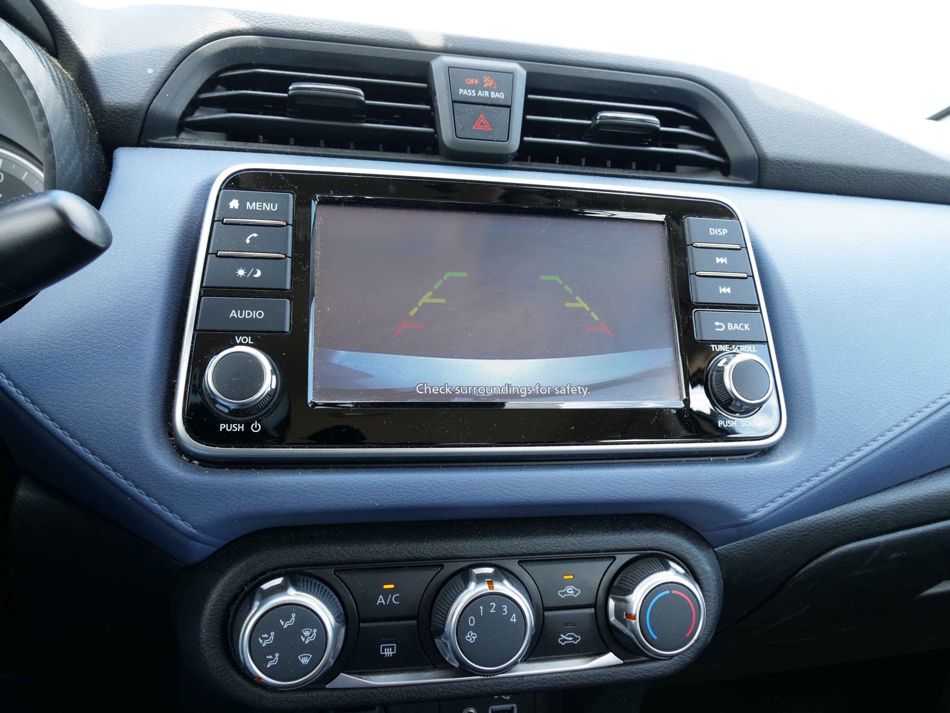 2024 Nissan Versa SV