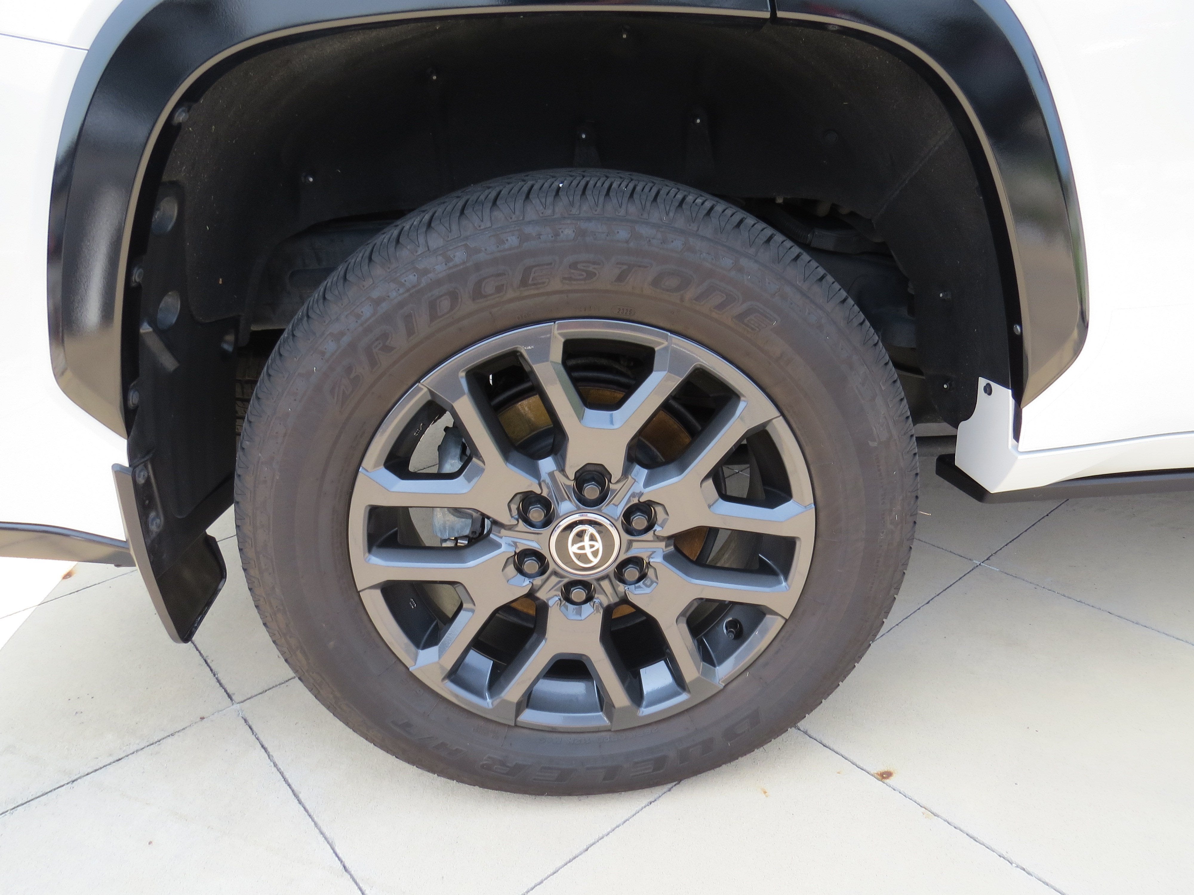 2025 Toyota Sequoia SR5