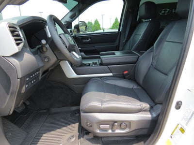 2025 Toyota Sequoia SR5