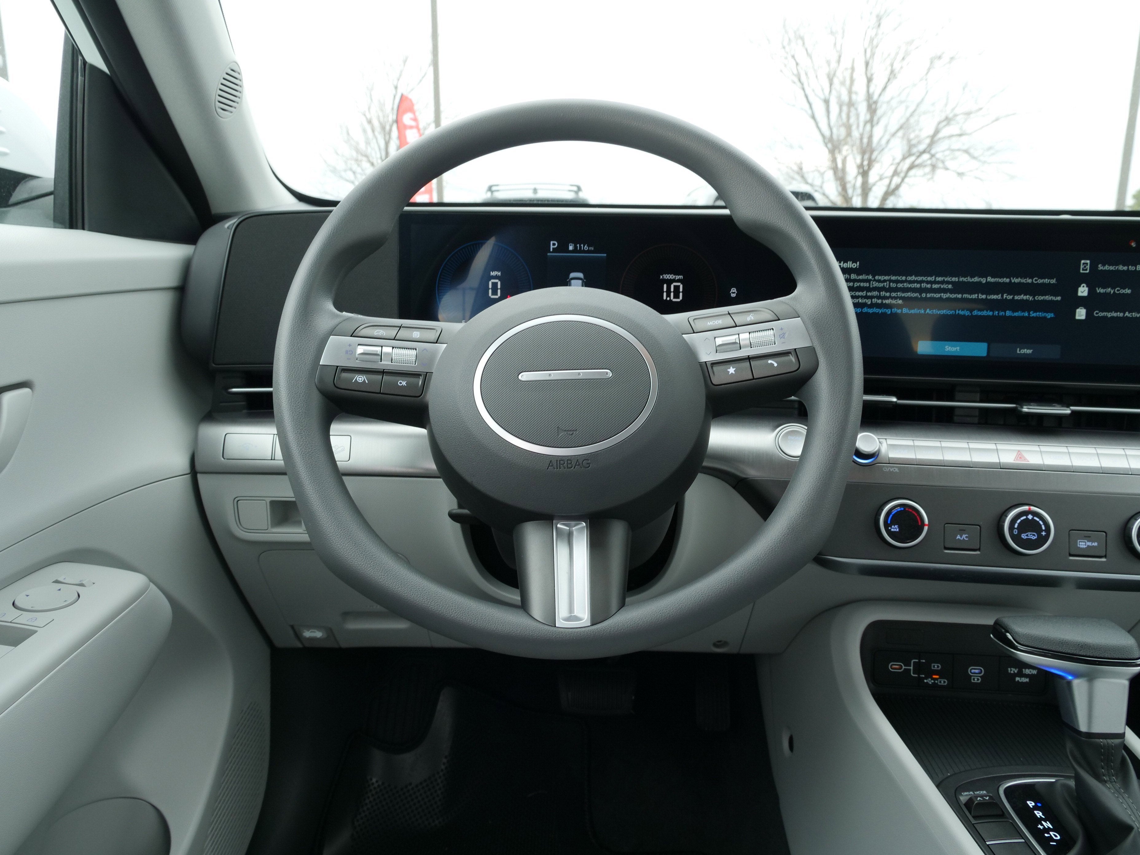 2025 Hyundai Kona SE