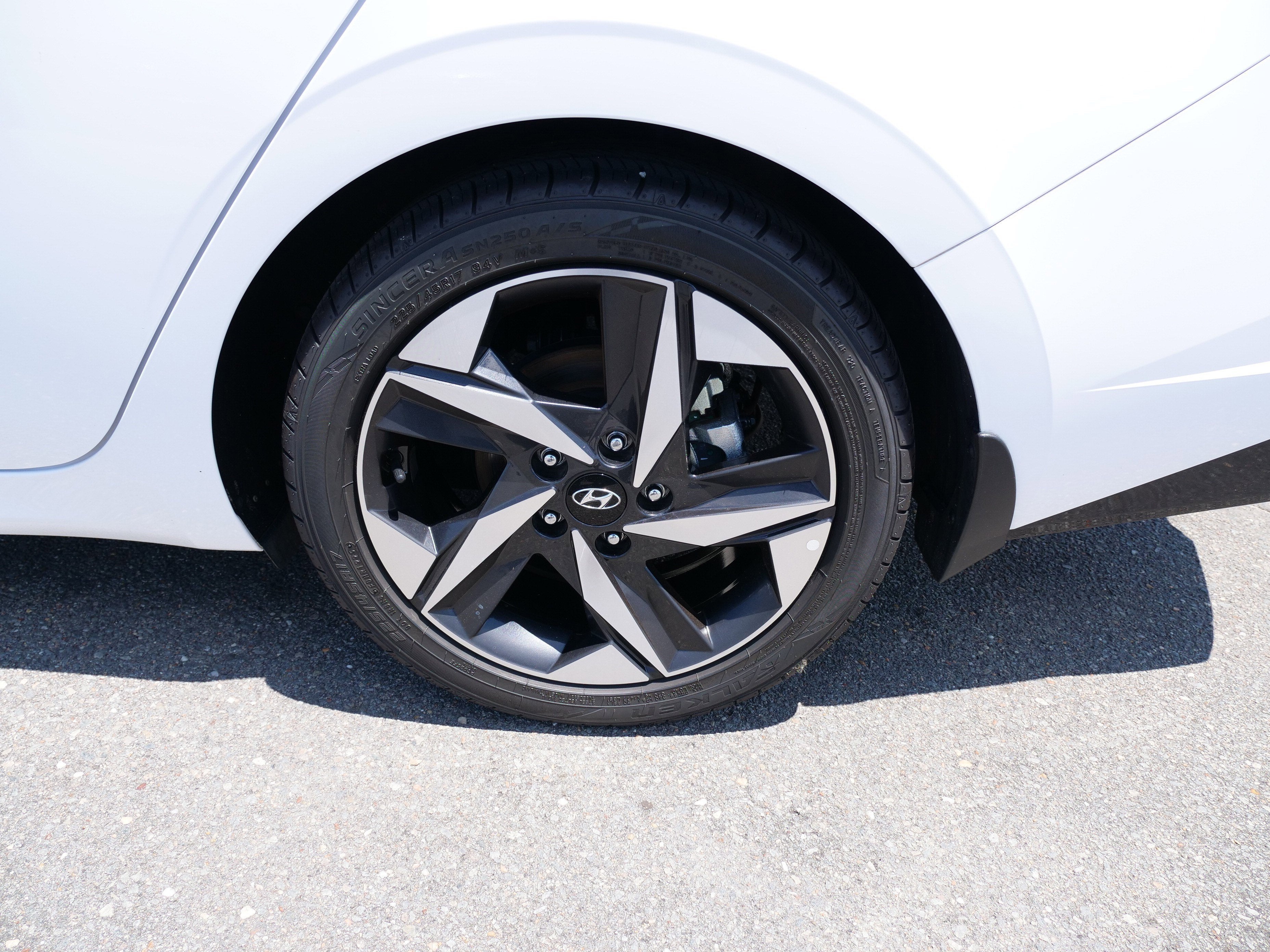 2023 Hyundai Elantra Hybrid Limited