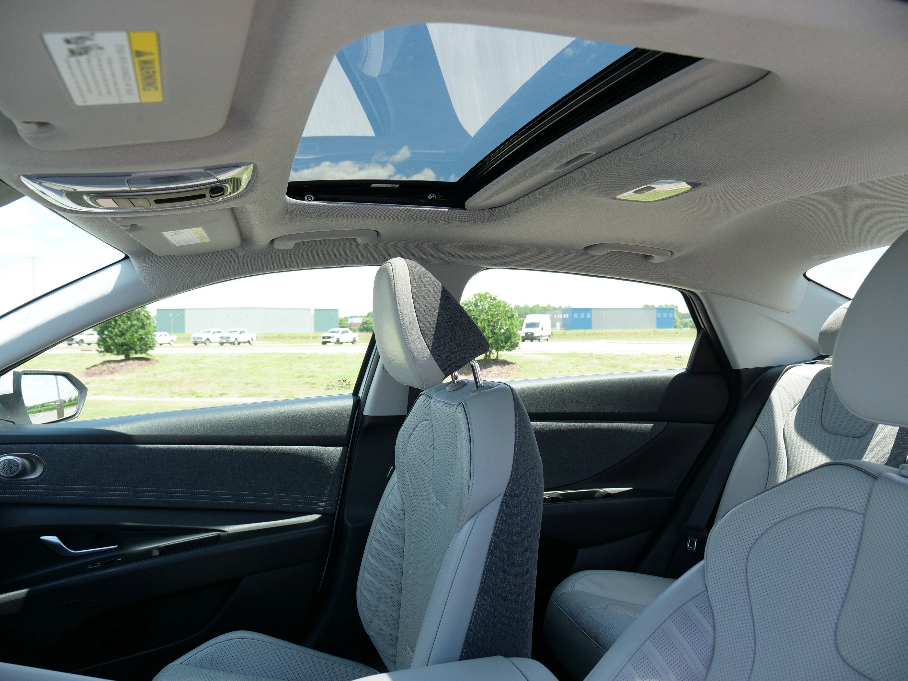2023 Hyundai Elantra Hybrid Limited