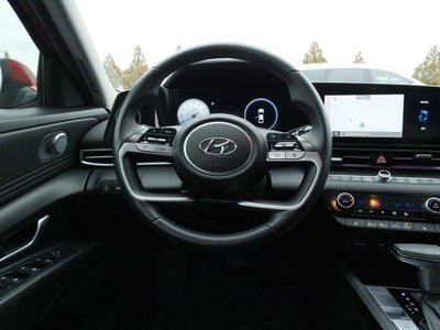2022 Hyundai Elantra Limited