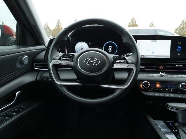 2022 Hyundai Elantra Limited