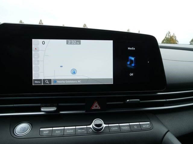 2022 Hyundai Elantra Limited