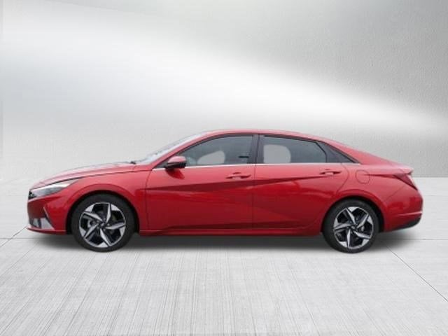 2022 Hyundai Elantra Limited