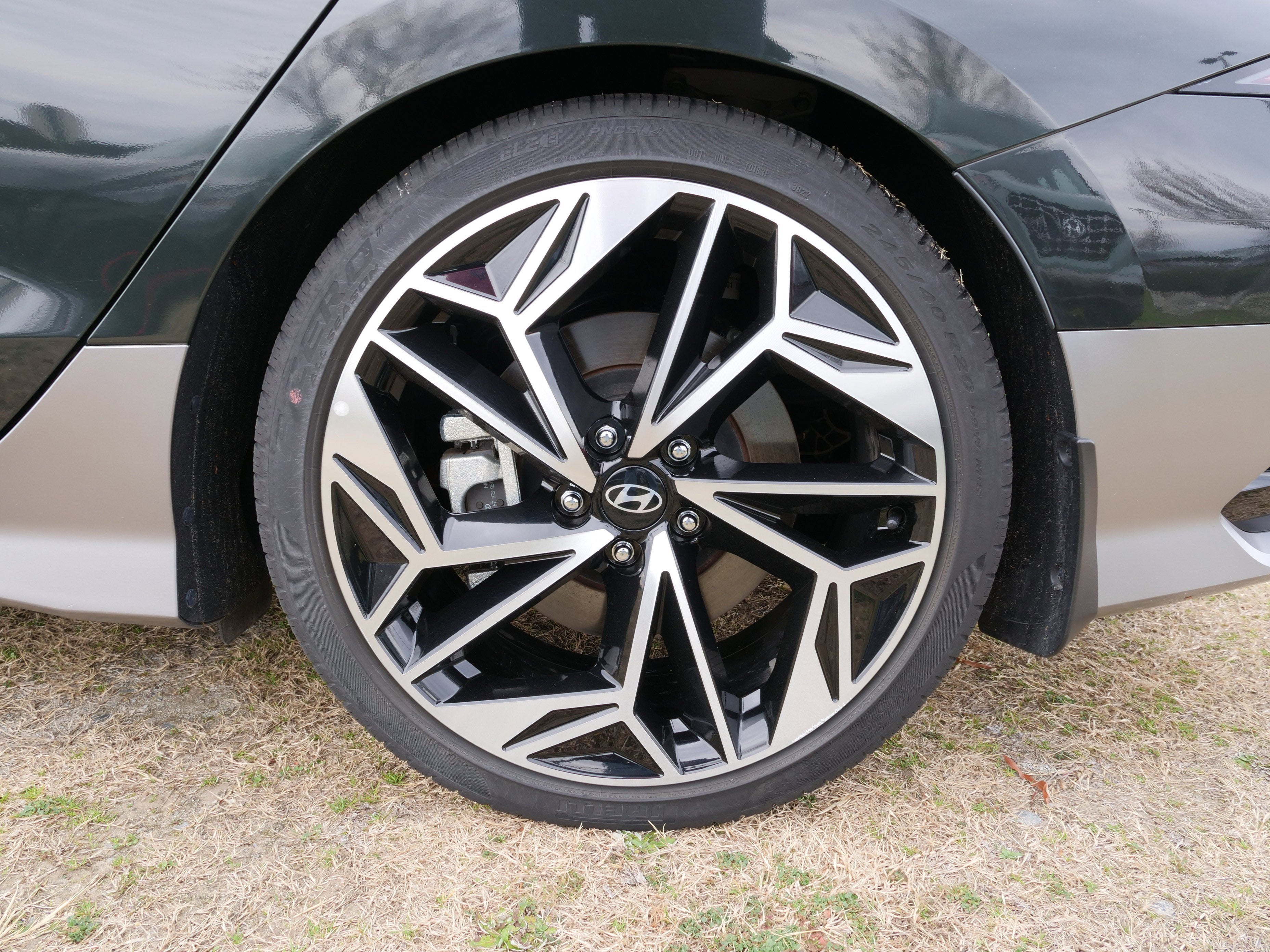 2023 Hyundai IONIQ 6 SEL