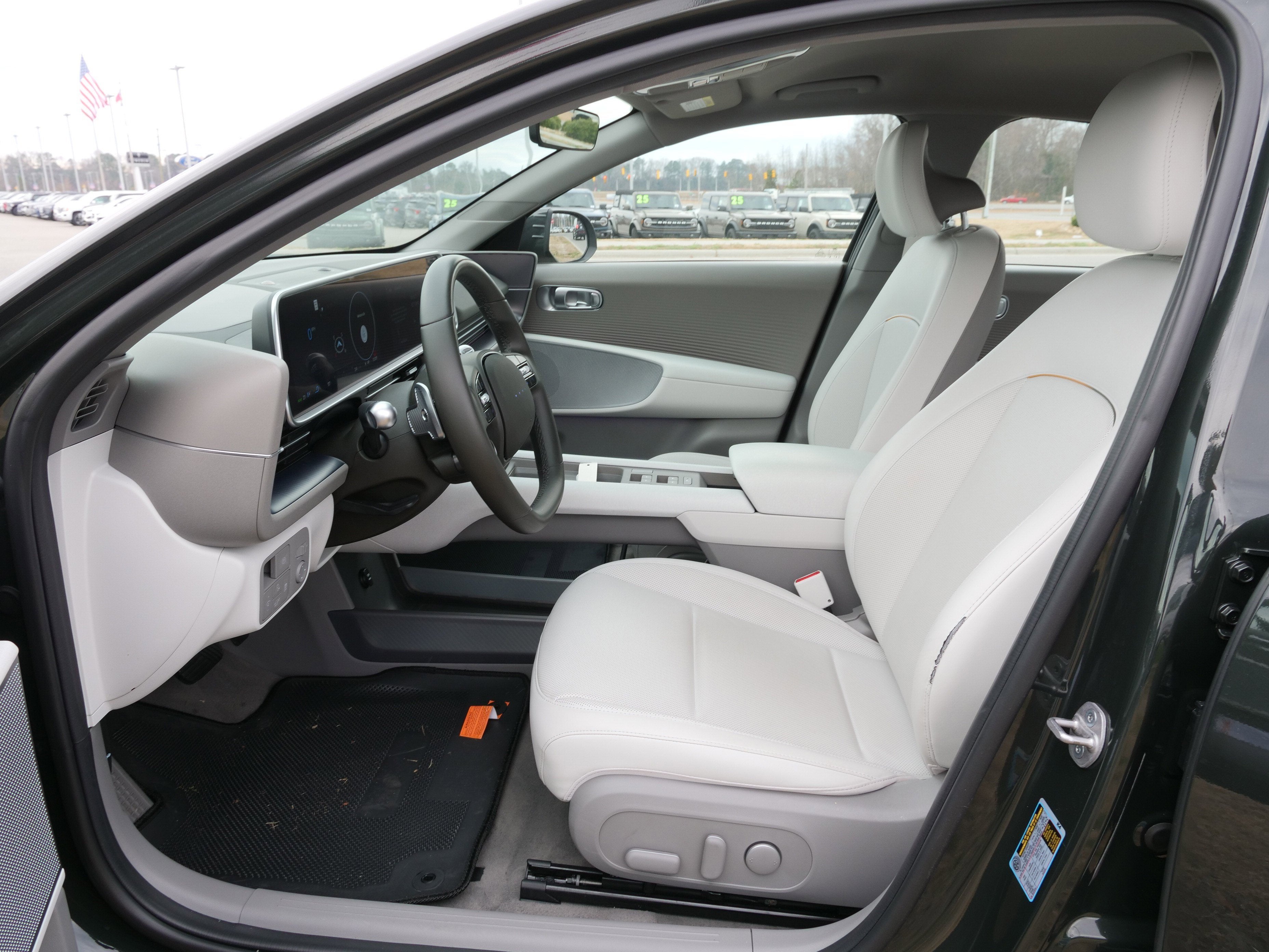 2023 Hyundai IONIQ 6 SEL