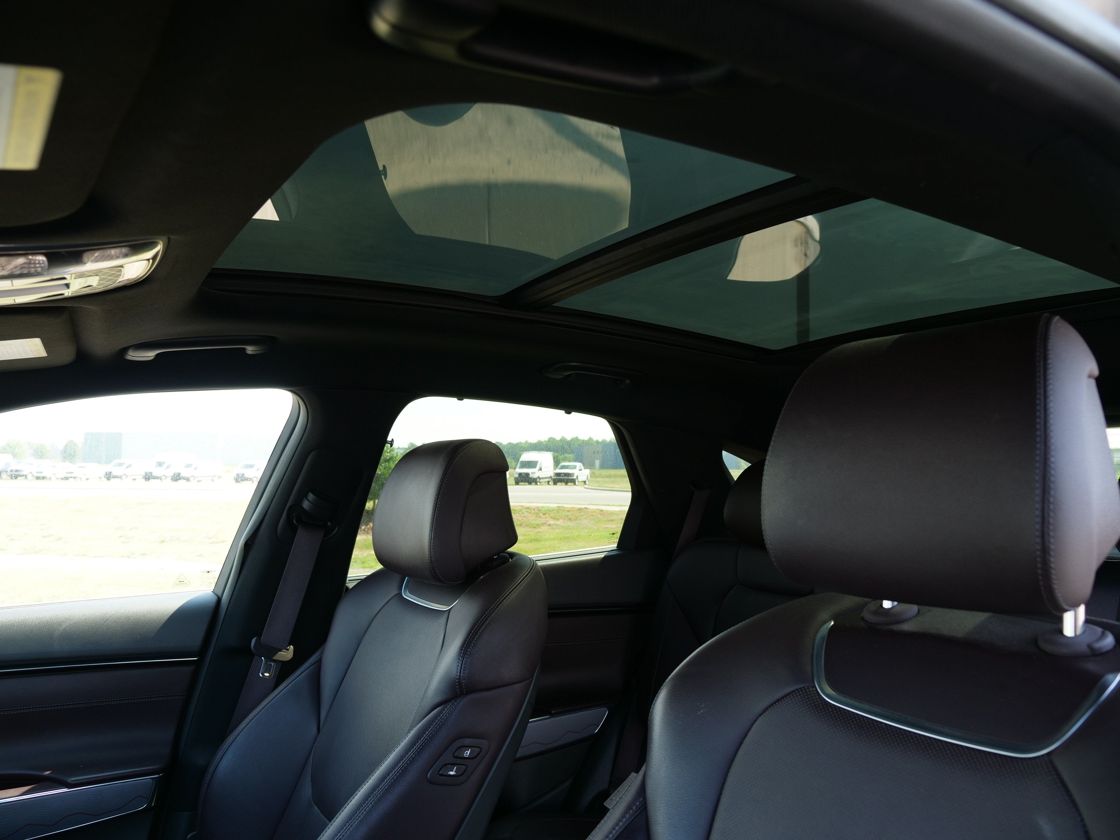 2023 Genesis GV70 2.5T