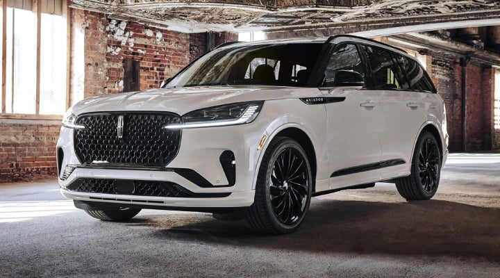 A 2026 Lincoln Aviator® SUV is shown with the available Jet Appearance Package. | Deacon Jones Lincoln in Goldsboro NC