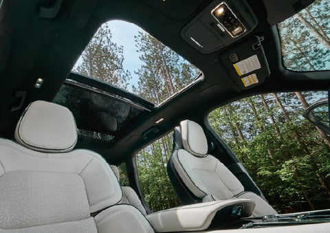 The front seats of a 2027 Lincoln Aviator® Black Label™ SUV | Deacon Jones Lincoln in Goldsboro NC